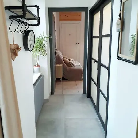 בית נופש Aux Lauriers Lacroix-sur-Meuse