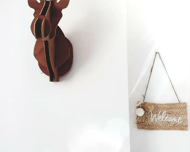 Aux Lauriers Semesterbostad *