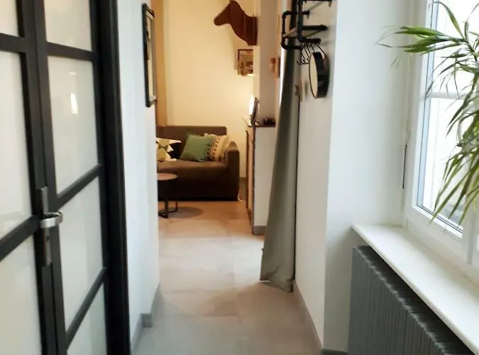 Semesterbostad Aux Lauriers